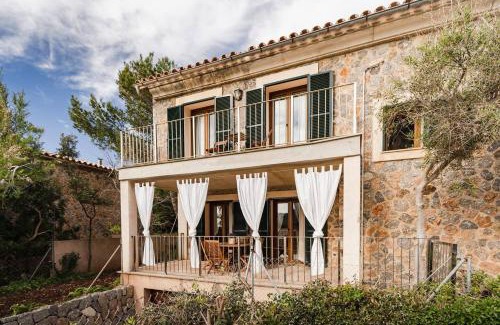 Valldemossa House | Experience Casa Francisca: 4-Star Oceanfront Retreat