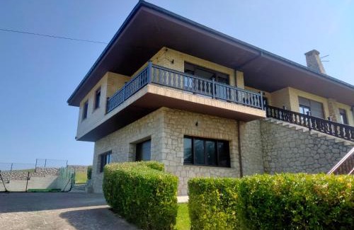 Alfoz de Lloredo Apartment | Relax at CASA FREDO: Family-Friendly with Pool Access