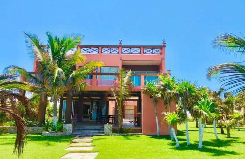 Costa Mujeres Villa | Oceanfront Casa Don Cancino with Private Beach & Pool
