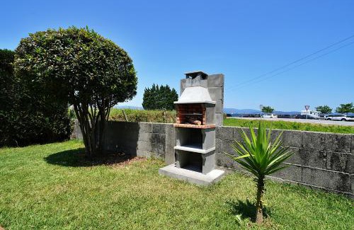 Isla de Arosa House | Oceanfront Casa in A Illa de Arousa with Stunning Views
