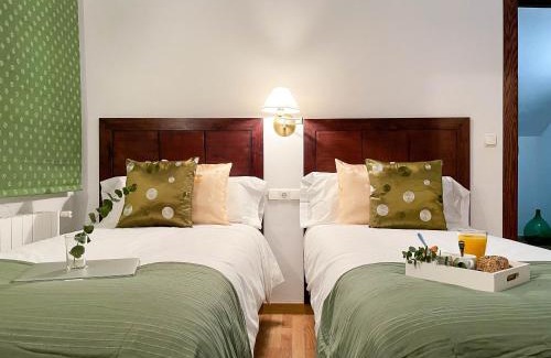 Biar House | Tranquil CASA GALA BIAR: Family-Friendly Getaway Awaits