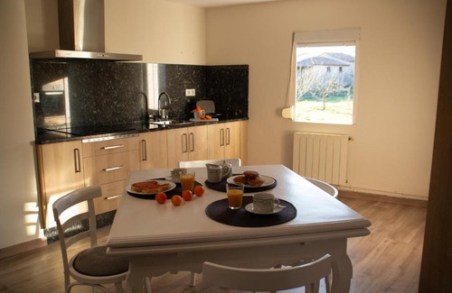 Panton House | Child-Friendly Retreat at Casa Galegos – Guest Rated 9.8