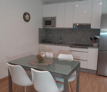 A Estrada House | Child-Friendly Retreat at Casa Galipendre - Guest Rated 9.8