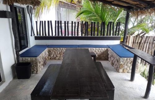 Campeche House | Relax at Casa GAMA - Beachfront Oasis with Pool & Restaurant