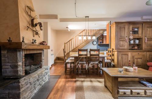 Bossost Ski Chalet | Guest Rated 9.5: Casa Garona by SeaMount Rentals