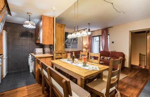 Bossost Ski Chalet | Guest Rated 9.5: Casa Garona by SeaMount Rentals