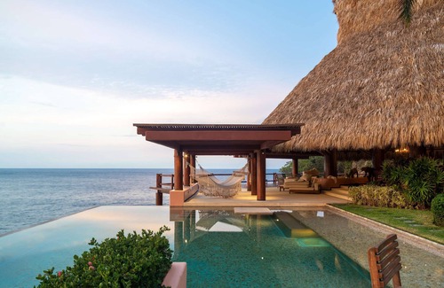 Zihuatanejo Villa | Casa Garrobo in Zihuatanejo by Personal Villas - Ultimate Luxury and Privacy