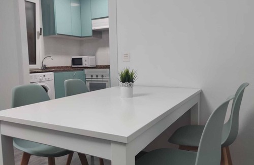 Oviedo City Centre Apartment | CASA GASCONA BY DELABRA: Top-Rated Family-Friendly Stay