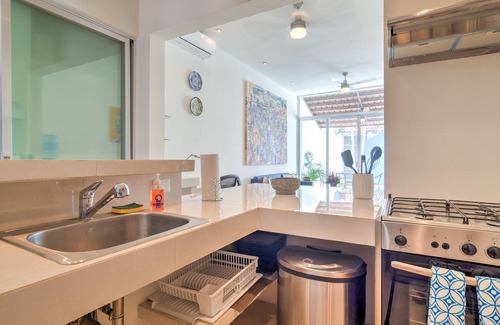 Barrio de Santiago House | Casa Gatita: Perfect Comfort with Pool and Garage in Santiago
