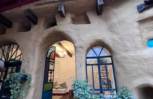 Santa Cecilia House | Casa Gaudí: Guest Rated 10/10 with Spa & Family Amenities
