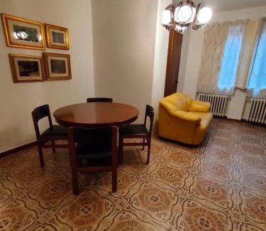 Dozza Apartment | Discover Casa Gentilini: Family-Friendly with Hot Tub