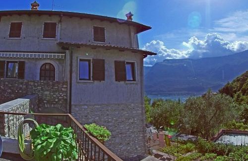 Pieve House | Beautiful Casa Giacomina: Garden & Lake Views Await