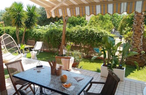 Porto d'Ascoli Apartment | Discover Casa Giardino: Pet-Friendly Paradise by the Beach