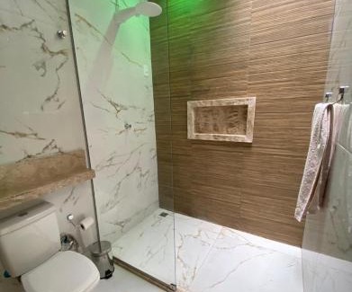 Jequie House | Discover Casa Girassol: Pet-Friendly Family Retreat