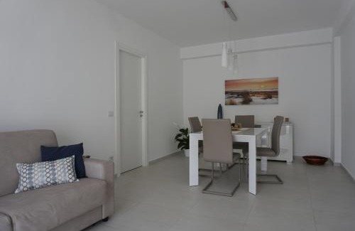 Cannizzaro Apartment | Pet-Friendly Haven Casa Gisé - Guest Rated 9.8/10