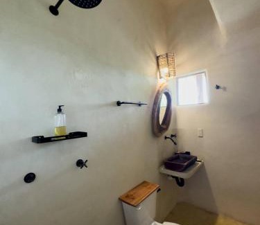 Villa de Tututepec de Melchor Ocampo Hotel | Pet-Friendly Casa Gitana with Oceanfront Views & Pool