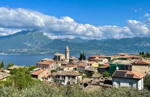 Albisano Apartment | Stunning Casa Giuditta: Oceanfront Family Retreat
