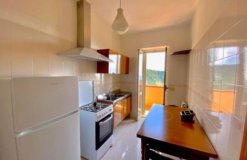 Belmonte Calabro Apartment | Pet-Friendly Casa Giulia in Belmonte Calabro - Guest Rated 8/10