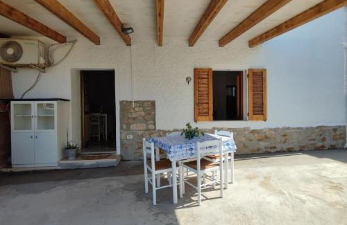 Badesi House | Pet-Friendly Casa Giulia in Badesi: Family Welcome Awaits