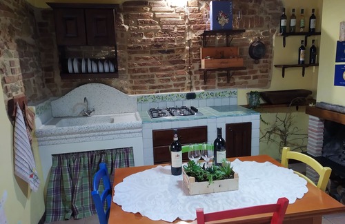 Gambassi Terme Apartment | Pet Friendly Casa Giulia on the Via Francigena - Rated 10/10