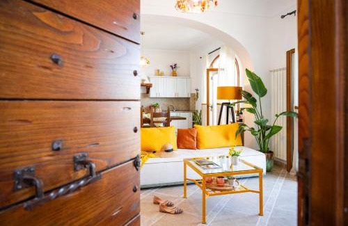 Montepertuso House | Welcoming Casa Giulia in Picturesque Positano, Rated 9.4/10