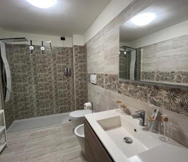 Torno House | Scenic Casa Giulietta Torno with Lake View Terrace