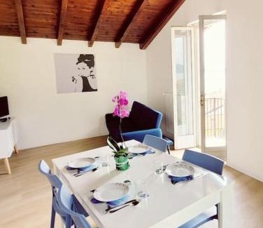 Belgirate Apartment | Discover Casa Giuly: Family-Friendly Lakefront Retreat
