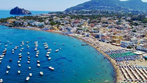 Ischia Porto Apartment | Family-Friendly Retreat at Casa Giusto Ischia in Paradise