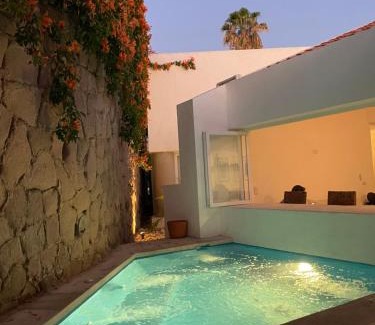 Xochitepec House | Relax at Casa Golondrina: Oceanfront Retreat with Pool