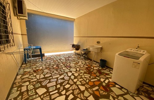 Vila Yolanda House | Ideal Family Retreat: Casa Grande with 2 Bedrooms & Suite
