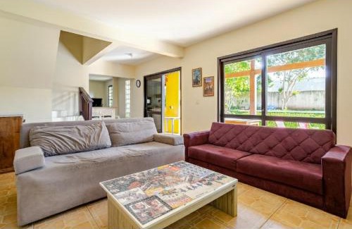 Rio Vermelho Norte House | Spacious Casa Grande with Pool in Florianópolis - 10/10 Rated