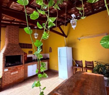 Lazaro House | Family-Friendly Casa Grande with Pool near Praia do Lázaro