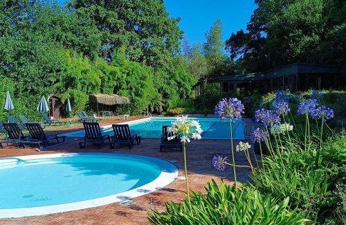 Silleda House | Family-Friendly Casa Grande de Fuentemayor with Ocean Views