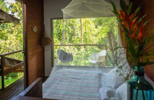 Ilha Grande Apartment | Oceanfront Bliss at Casa Grande Flats - Rated 9.5/10