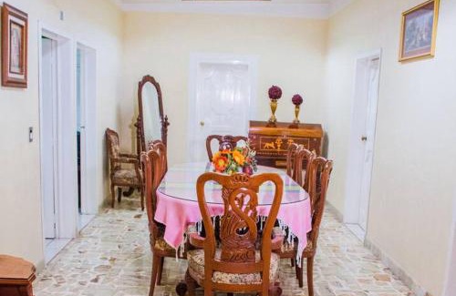 Salina Cruz House | Private Casa with Garden & Child-Friendly Amenities
