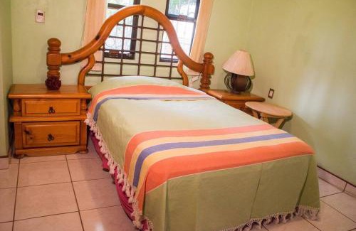 Salina Cruz House | Private Casa with Garden & Child-Friendly Amenities