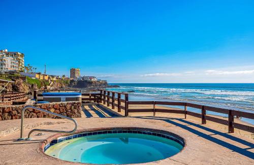 La Paloma House | Relax at Casa Granito 20 - Playa Arcangel with Pool & Hot Tub