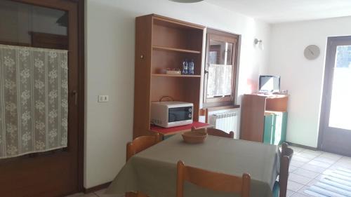 Isolaccia Apartment | Child-Friendly Retreat: Casa Grazia with 9.3 Rating
