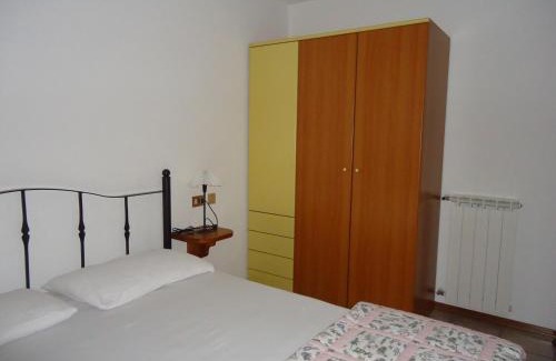 Isolaccia Apartment | Child-Friendly Retreat: Casa Grazia with 9.3 Rating
