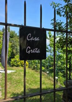 San Bartolomeo Apartment | Explore Casa Greta: Pet-Friendly Retreat with Great Reviews