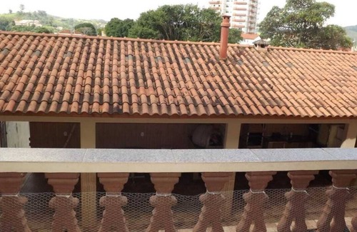 Sao Lourenco House | Cozy Casa Guimarães São Lourenço: Pet-Friendly Retreat