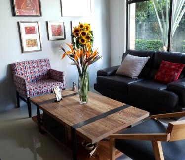 Santa Lucia del Camino Apartment | CASA GUME: Family-Friendly Retreat with Pool & Breakfast