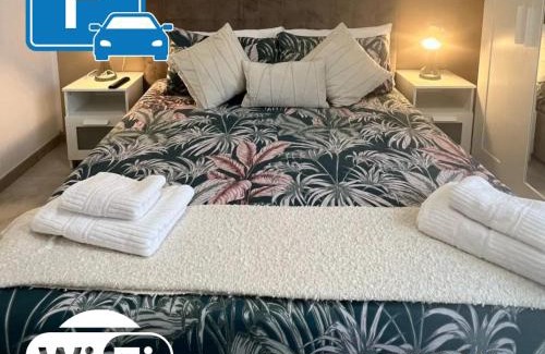 Intra Apartment | Pet-Friendly Retreat at Casa Hanna2 – Rated 9.4/10