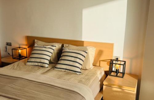 Puerto de Santiago Apartment | Scenic Casa Heidi: Poolside Retreat with Ocean Cliff Views
