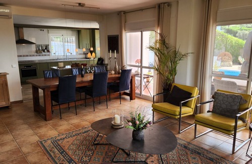 Alcaucin Villa | Casa Henrik – on the Edge of a Nature Reserve, Private Pool, Breathtaking Views