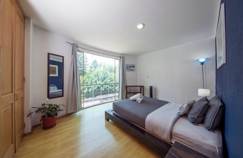 Del Carmen Hotel | Budget-Friendly Casa Hidalgo with Spa and Breakfast Included