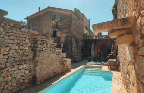 Lloseta House | Historic Casa for Cyclists with Pool, Sauna & Spa Awaits
