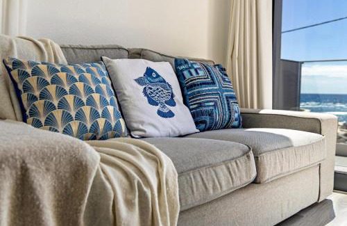 Prazeres House | Oceanfront Bliss at Casa Homem do Mar - 4 Star Retreat