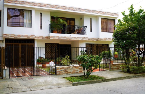 Palmira House | Discover Comfort at Casa Hostal Las Mercedes