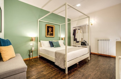 Historical Center House | Unforgettable Stay at Casa Hosteno: Top-Rated Amenities